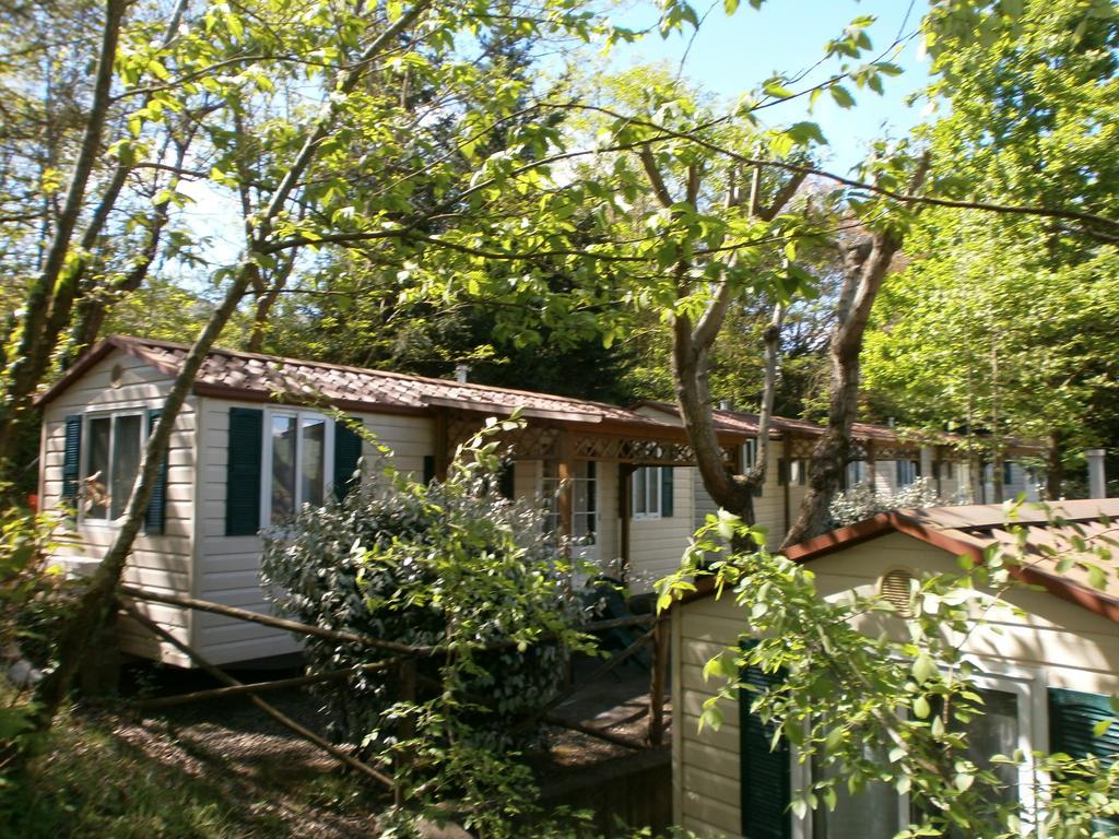 Camping Village Il Poggetto Troghi Exterior foto